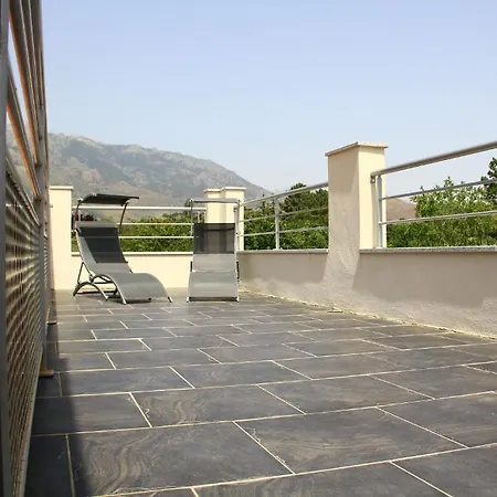 L'attrachju Bed and Breakfast 3*